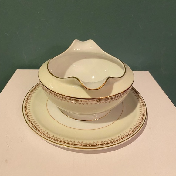 Vintage TK Thun Gravy Boat Czechoslovakia Attached Plate Athena Brown Blocks - Picture 3 of 7